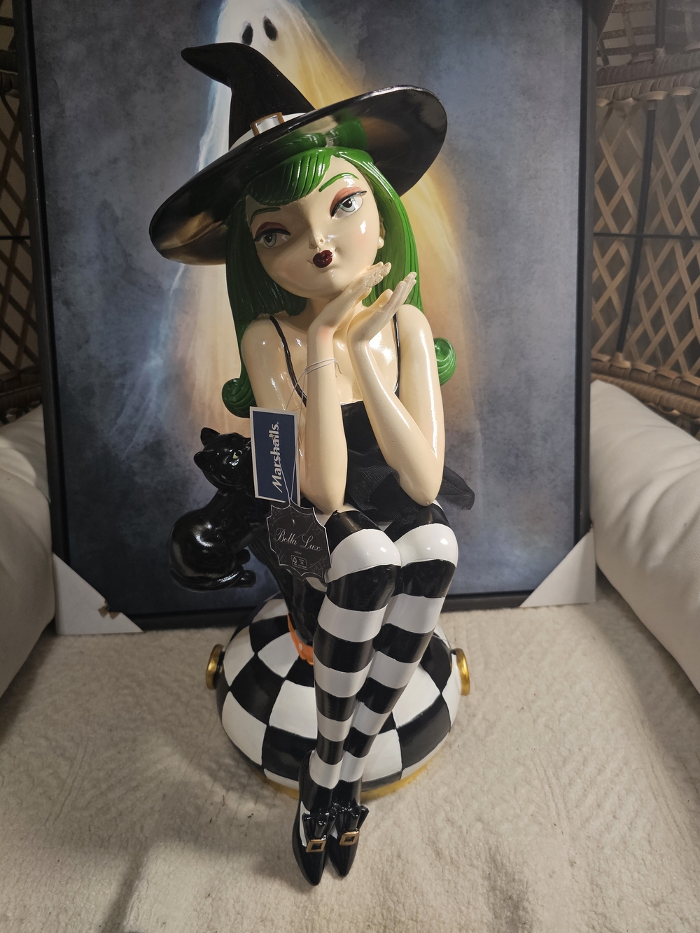 Green-Haired Witch Figurine with Black Cat Viral vhtf 24" Halloween Firm Price
